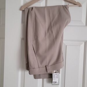 H&M khaki pants new with tag